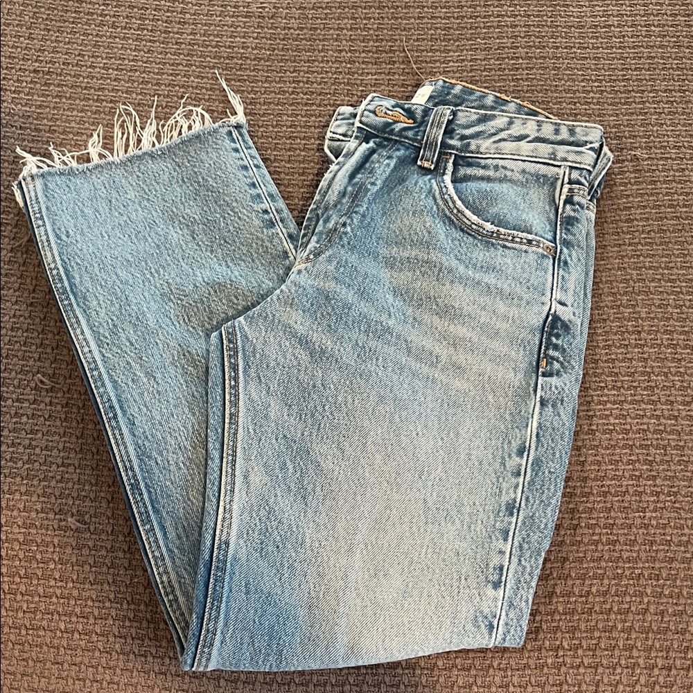 Zara Denim Jeans with Frayed Hem Size 0